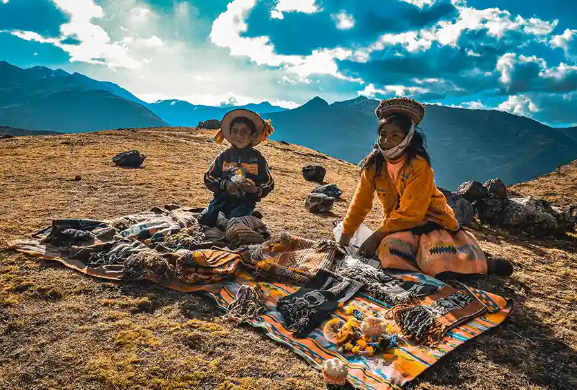 Solidarity-tourism-Valle-de-Lares-Huacawasi-Cuzco